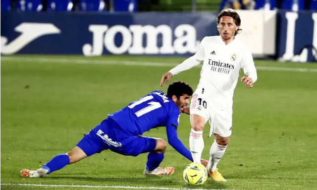 超联赛中 超联赛中