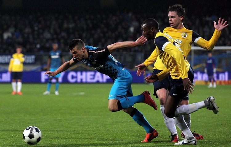 择高位逼抢 择高位逼抢