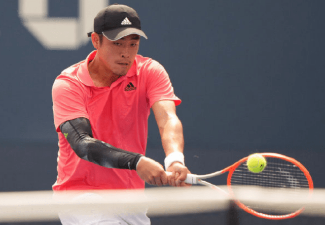 迫使其仓促 迫使其仓促