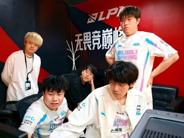 翼位维持宽 翼位维持宽